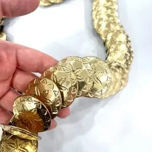 VINTAGE- Sand Dollar Gold Tone Medallion Stretchy Belt 22” Women’s Vintage | Accessories | 0s Vintage Gold Sand Dollar  main image 3